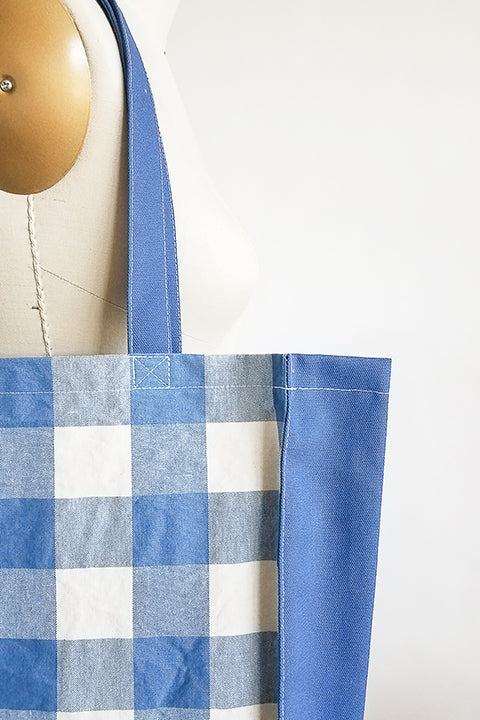 detail view of vintage textile market tote made from 100% cotton fabric, vintage blue check and blue canvas